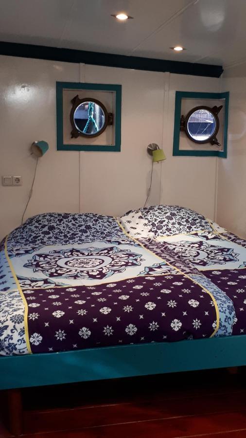 Boat & Breakfast Alhena Bed & Breakfast Amsterdam Dış mekan fotoğraf
